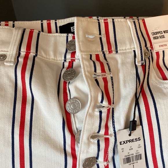 Woman’s cropped high rise wide leg size 2 express - Picture 4 of 6